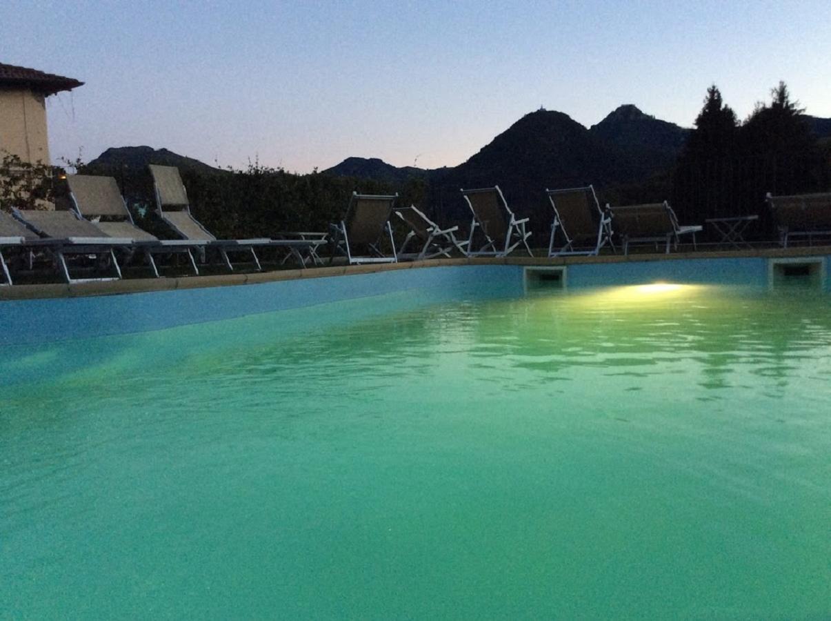 Hotel La Torre Castiglione dʼIntelvi Εξωτερικό φωτογραφία