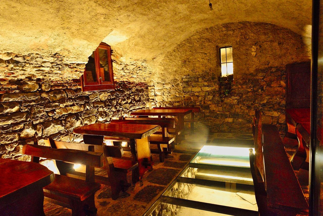 Hotel La Torre Castiglione dʼIntelvi Εξωτερικό φωτογραφία